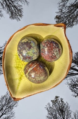 Drakenbloed Jaspis Trommelsteen